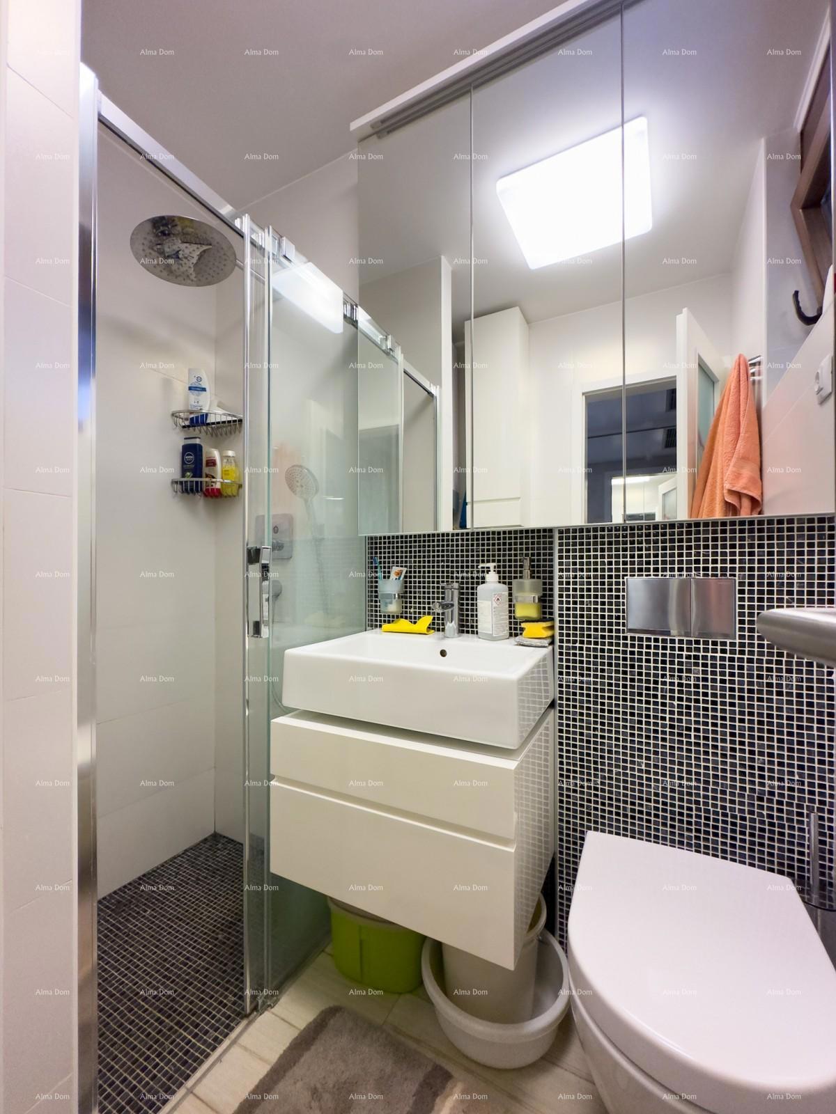 Vendiamo un appartamento ristrutturato a Duga Uvala!