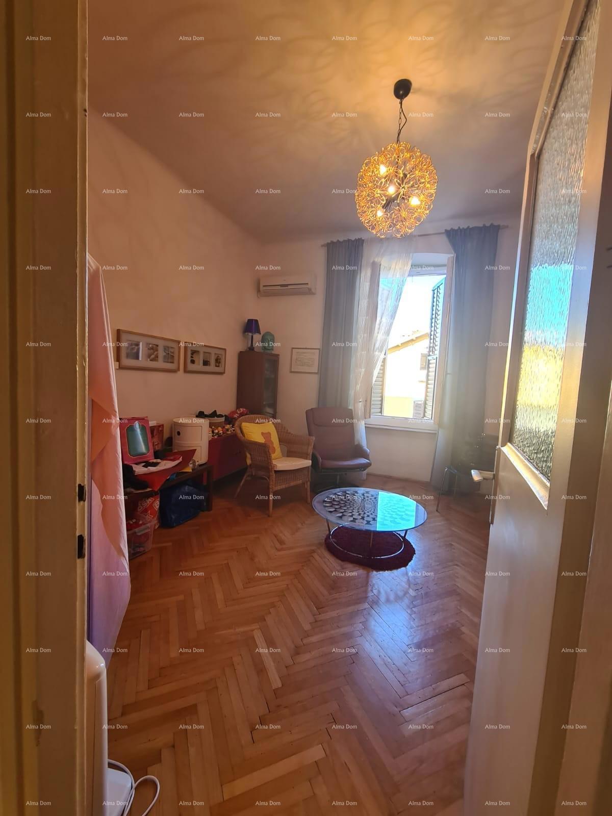 Vendita di un appartamento in ottima posizione vicino al mare, Pula!