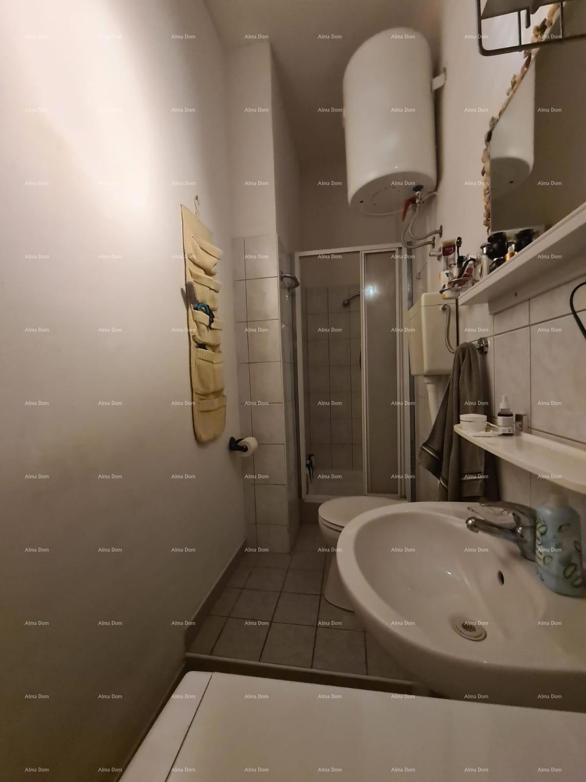 Vendita di un appartamento in ottima posizione vicino al mare, Pula!