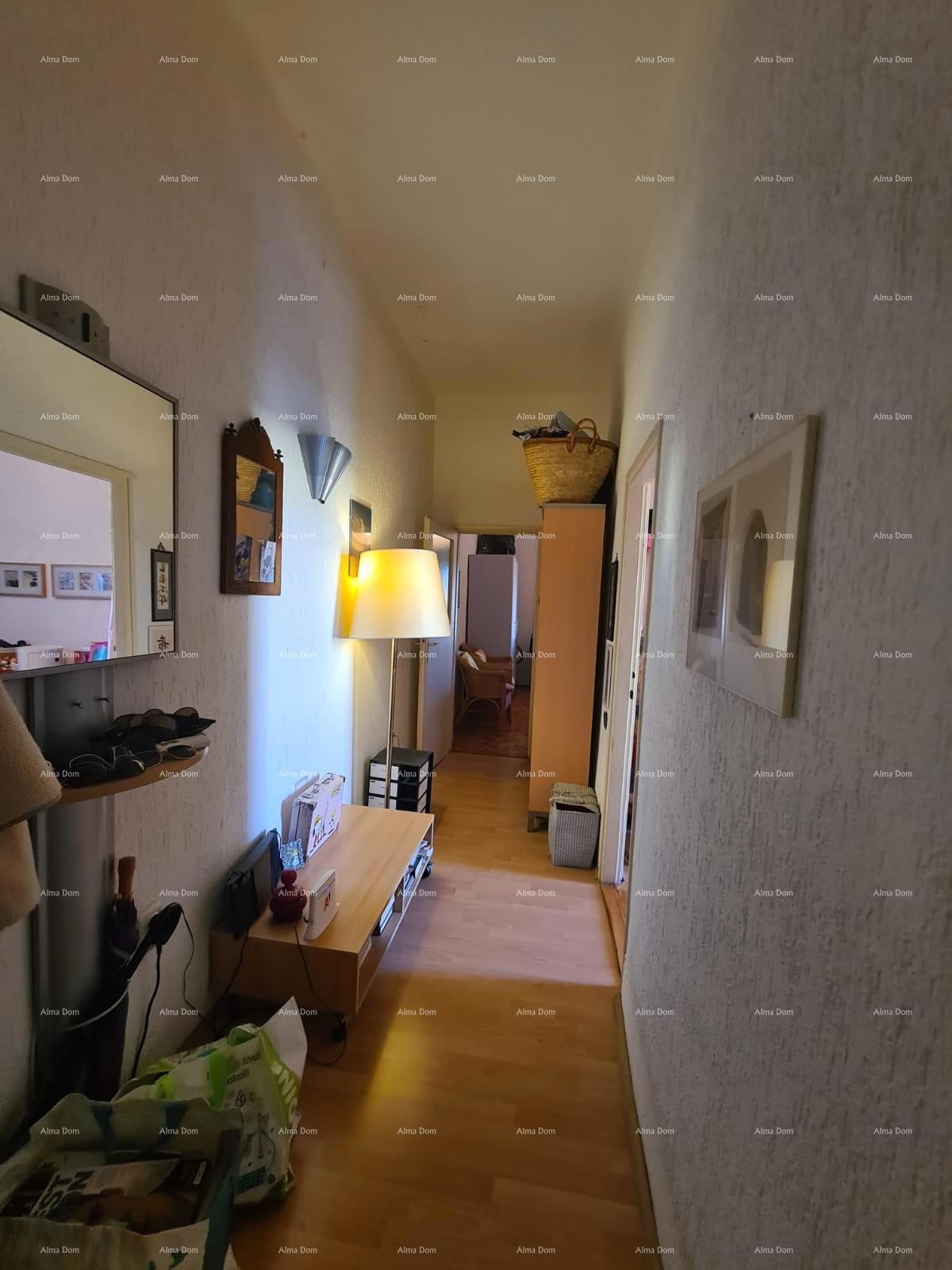 Vendita di un appartamento in ottima posizione vicino al mare, Pula!