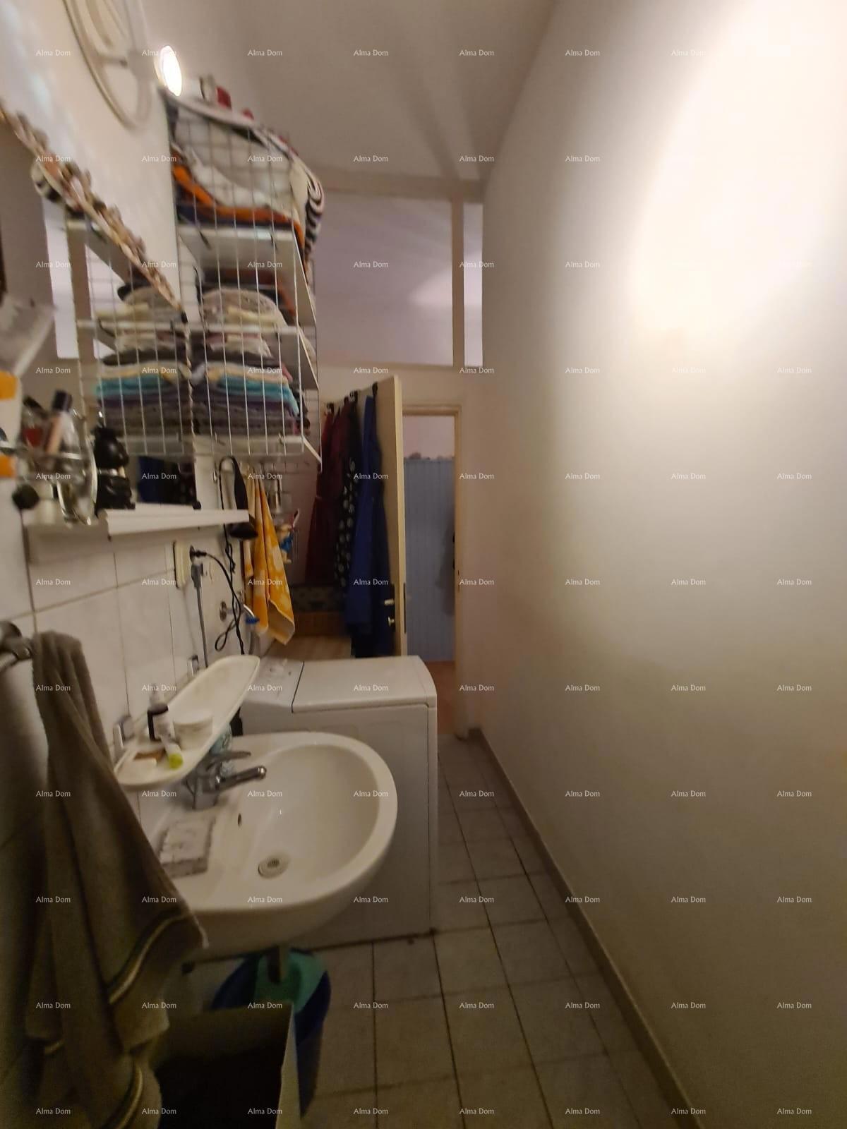 Vendita di un appartamento in ottima posizione vicino al mare, Pula!