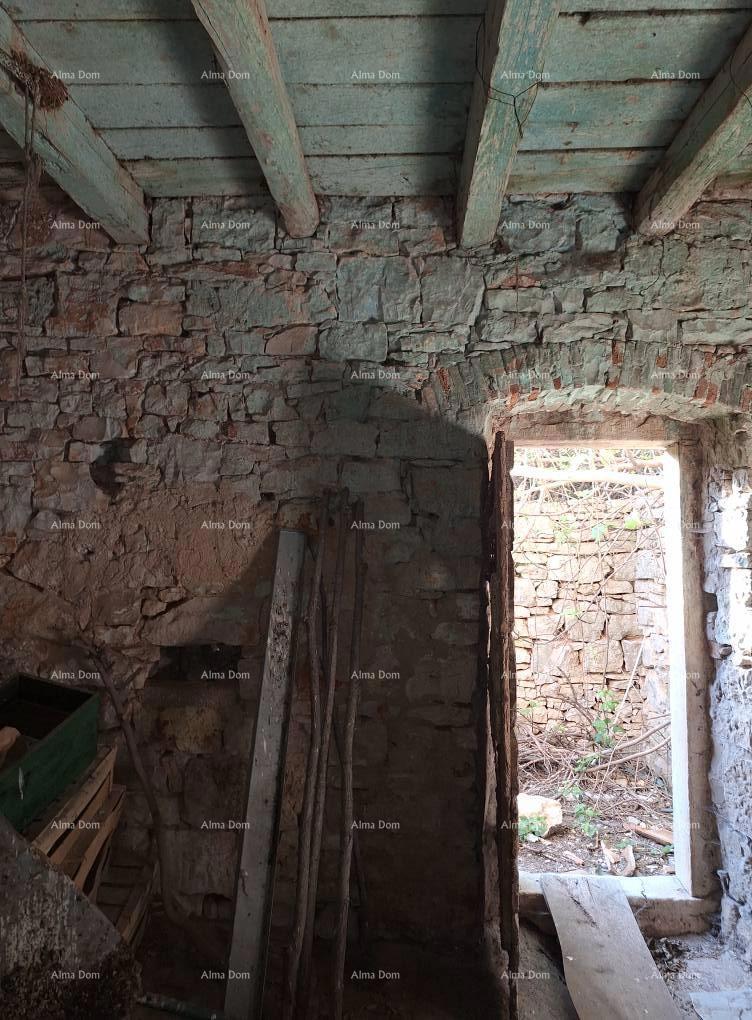 In vendita: Autentica casa in pietra con giardino – Vodnjan.