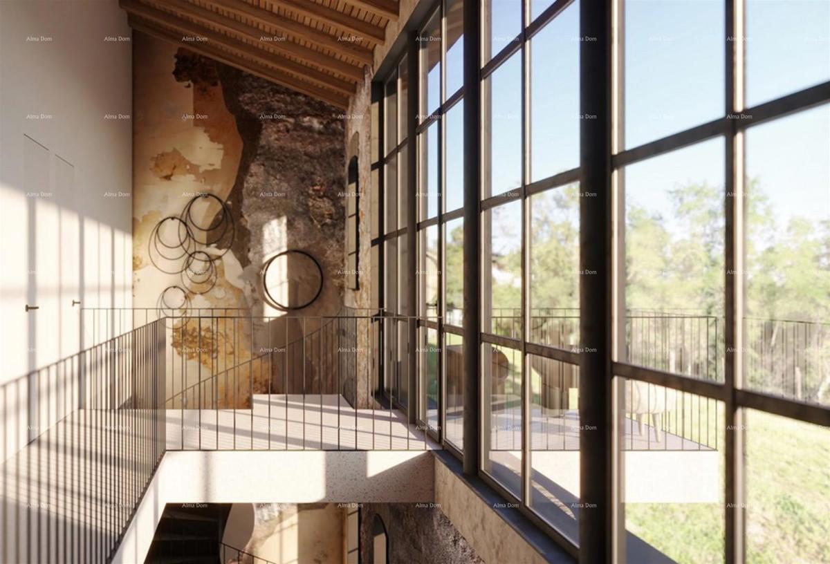 Vendita - casa in pietra istriana in fase di ristrutturazione, Cerovlje!