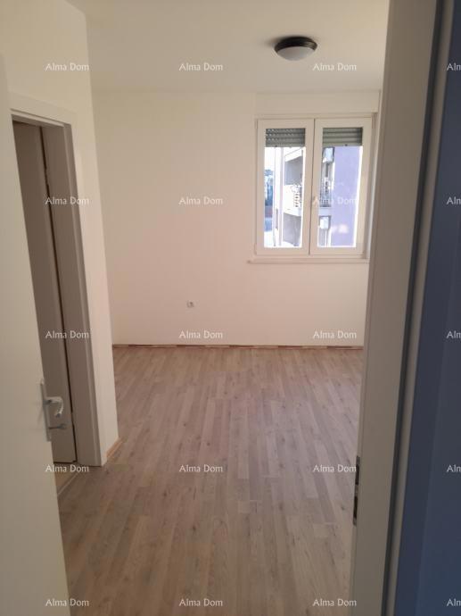 Vendita - appartamento con posto auto in ottima posizione, Pola!