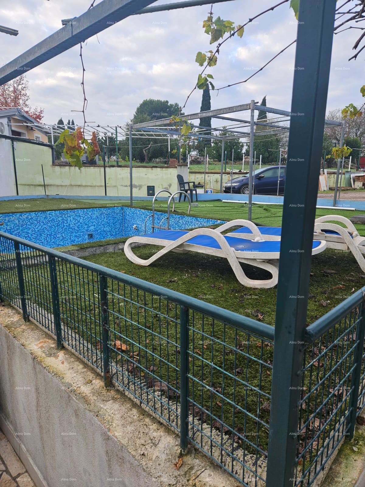 Rovinj – appartamento al piano terra con piscina e grande terreno (68 m²)