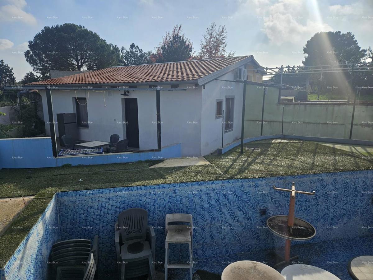 Rovinj – appartamento al piano terra con piscina e grande terreno (68 m²)