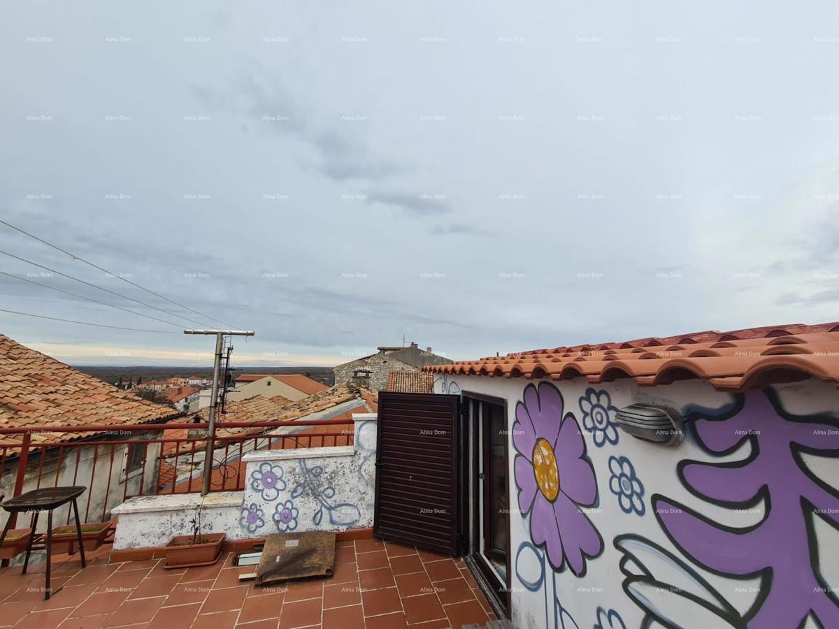 VODNJAN – CASA IN PIETRA 85 m² CON VISTA MARE