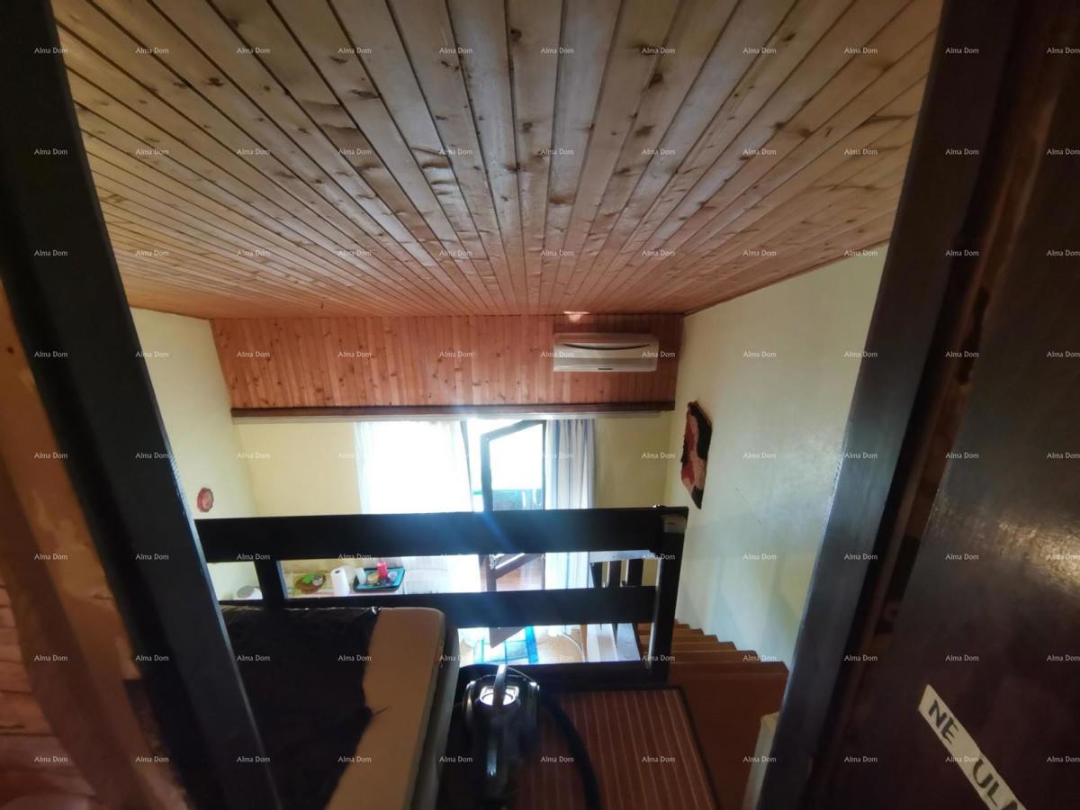 In vendita appartamento su due piani, 38 m², Červar-Porat