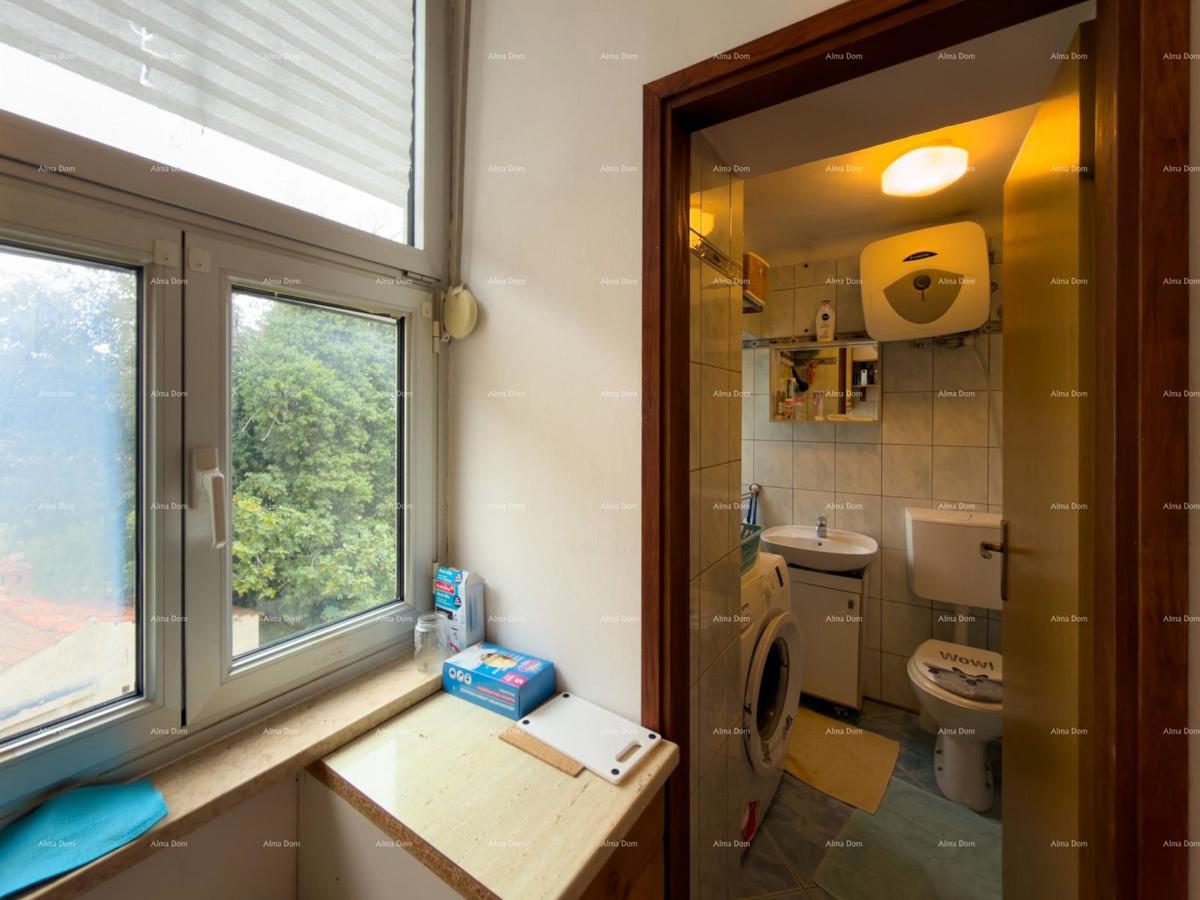 Appartamento con una camera da letto a Pola in vendita