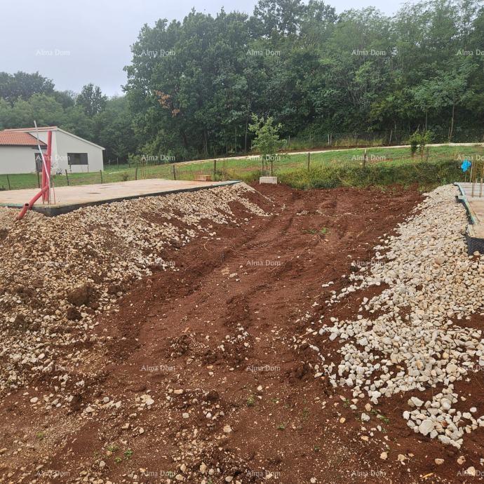 Vendita - terreno edificabile con permesso e costruzione avviata, vicinanza a Barbana!