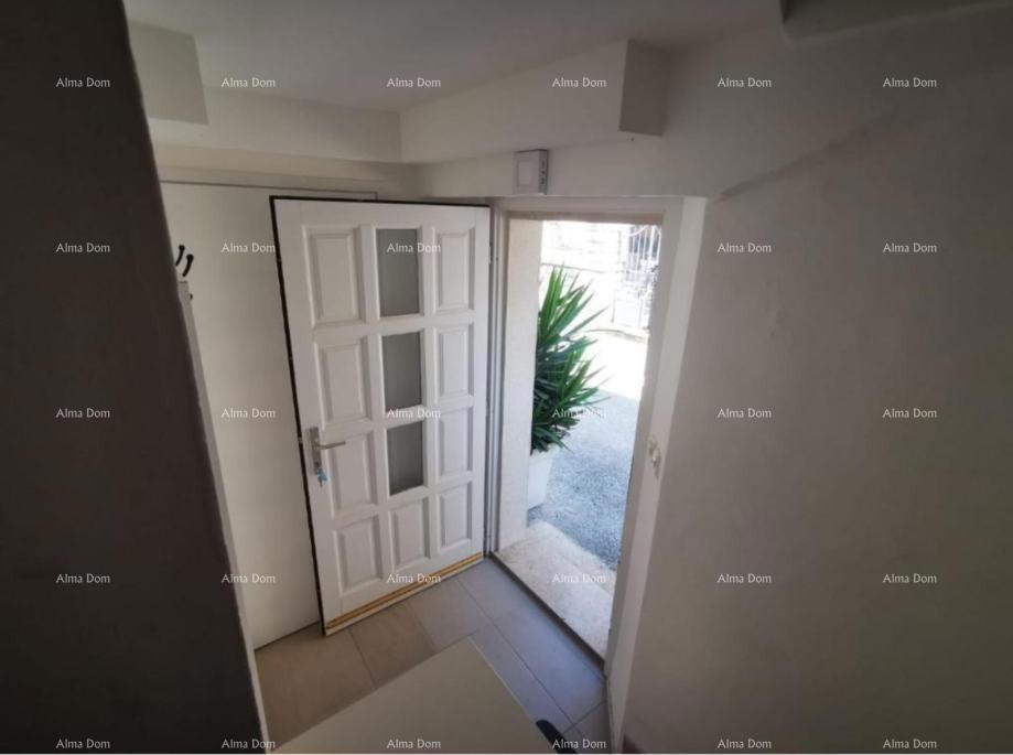 Vendita - Casa in centro, a soli 50 m dal mare, Umago!