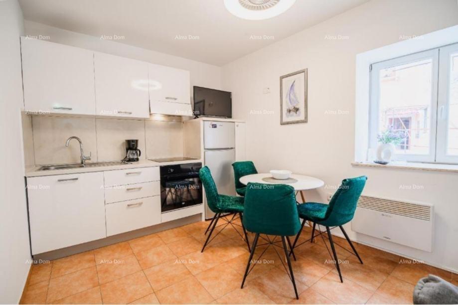 Vendita - Casa in centro, a soli 50 m dal mare, Umago!