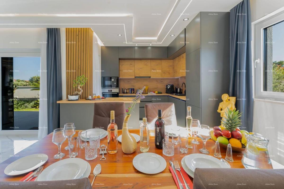 Casa moderna con piscina in un'ottima posizione, Medolino!