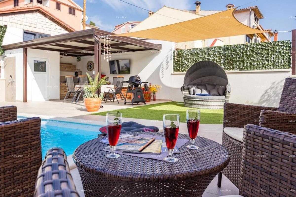 Stiamo vendendo una bellissima villa a Rovigno.