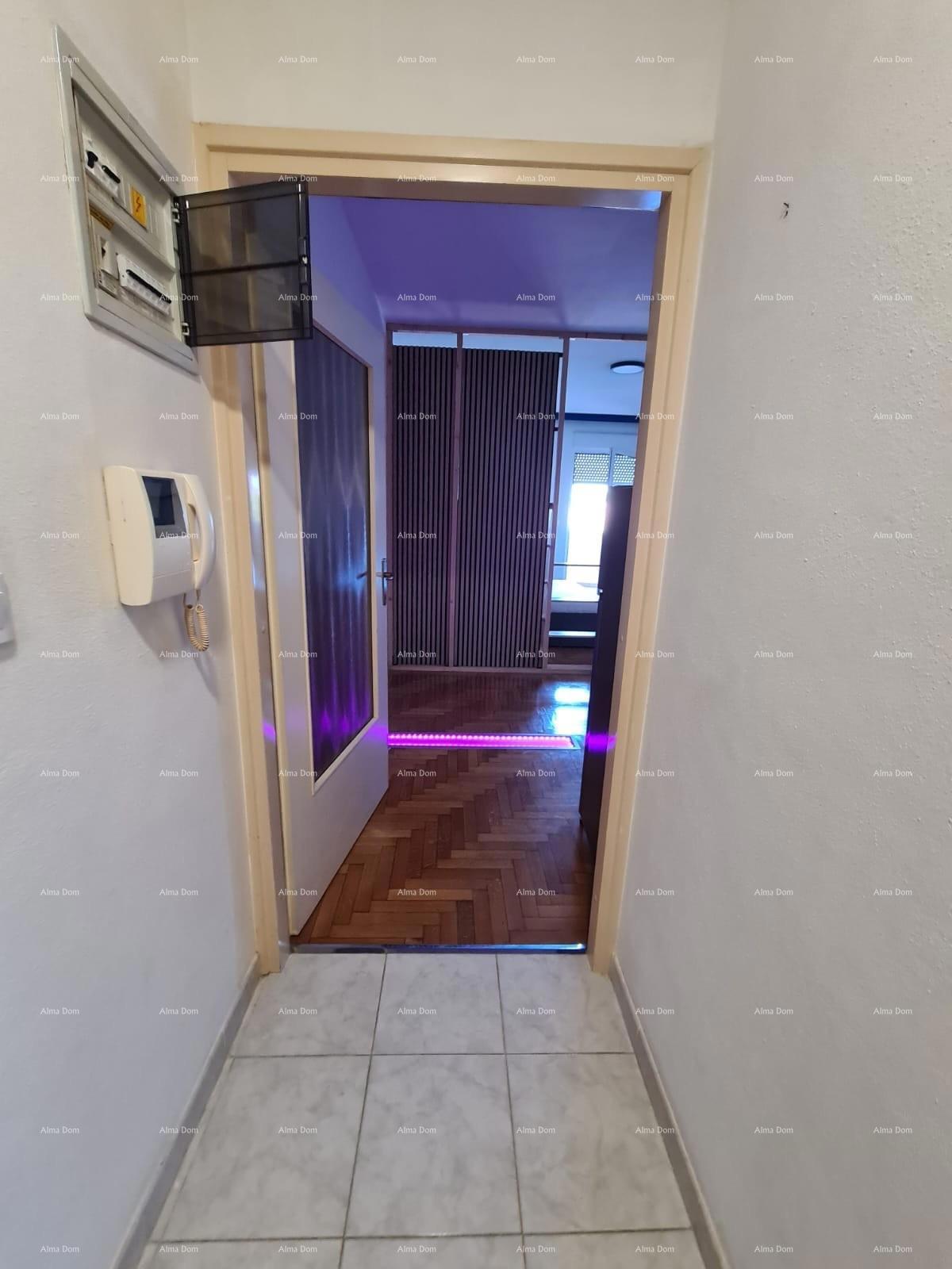 In vendita appartamento in ottima posizione a Pula-Veruda, vicinanza al mare!