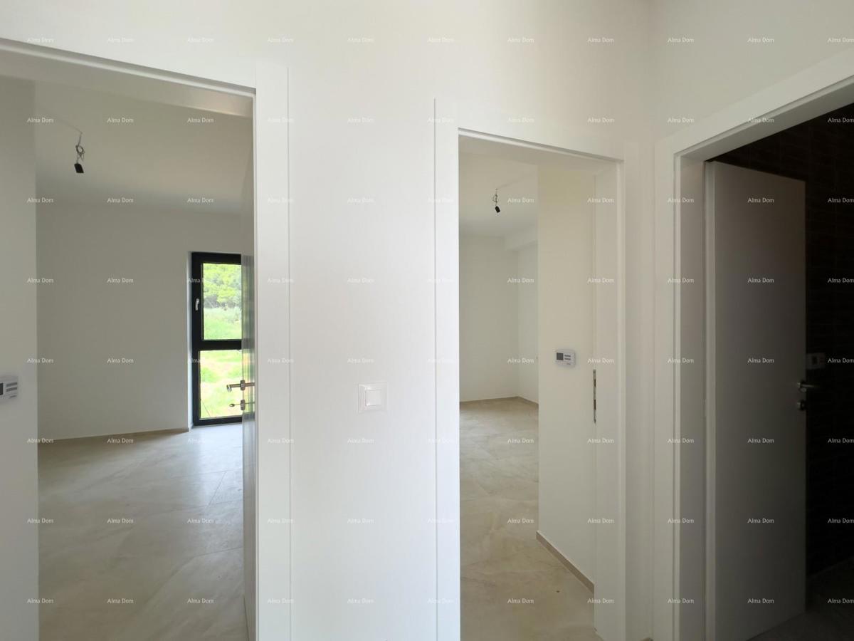 Vendiamo appartamento con grande terrazza sul tetto!