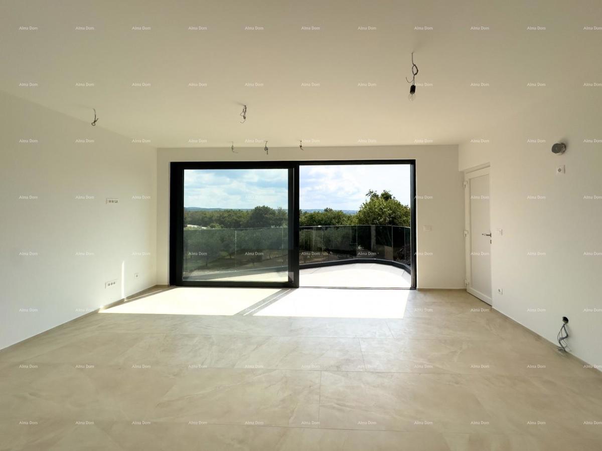 Vendiamo appartamento con grande terrazza sul tetto!