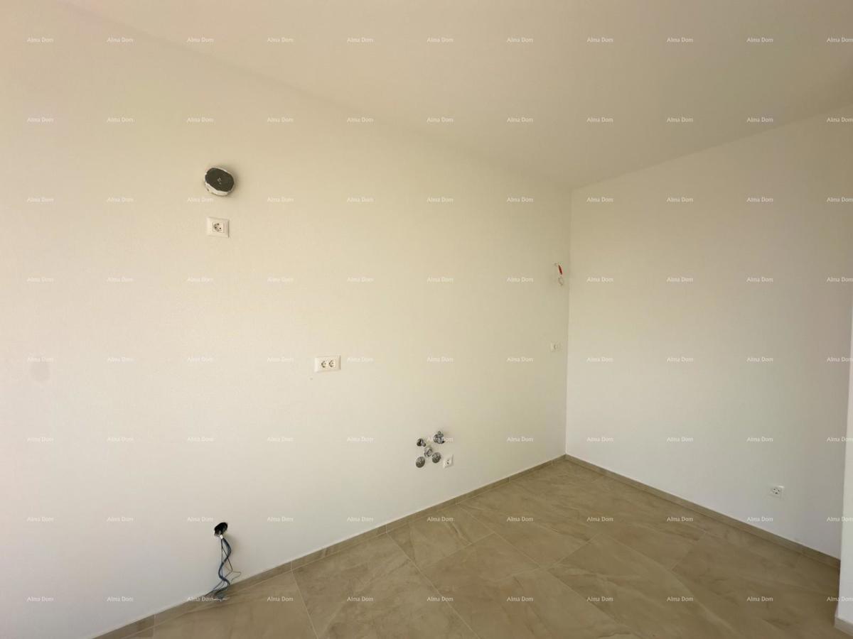 Vendiamo appartamento con grande terrazza sul tetto!