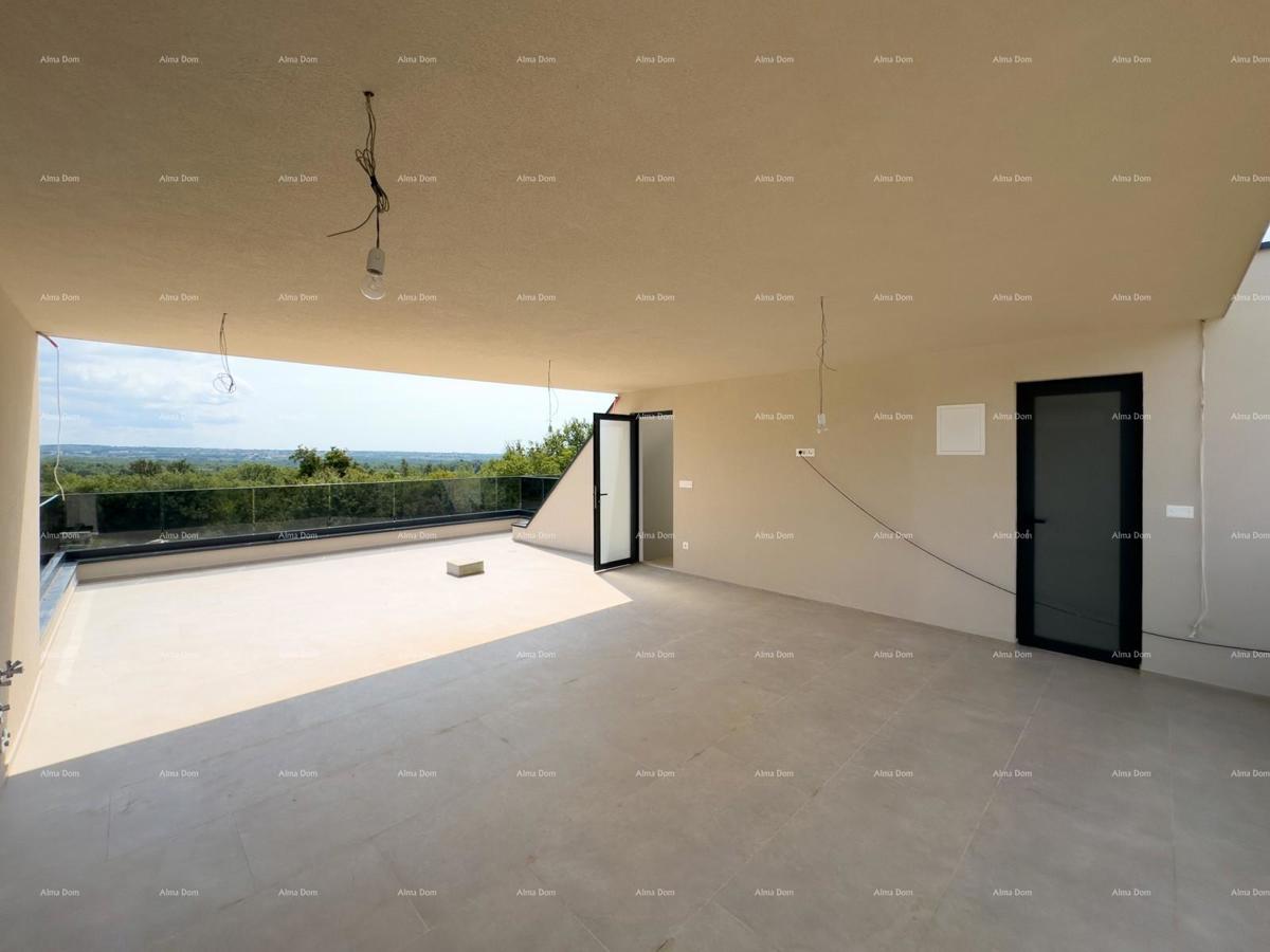 Vendiamo appartamento con grande terrazza sul tetto!