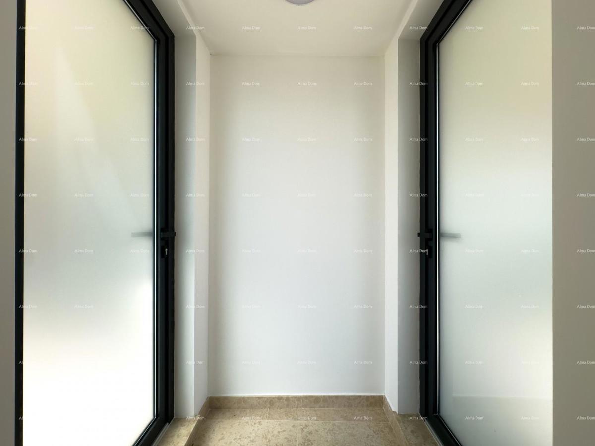 Vendiamo appartamento con grande terrazza sul tetto!