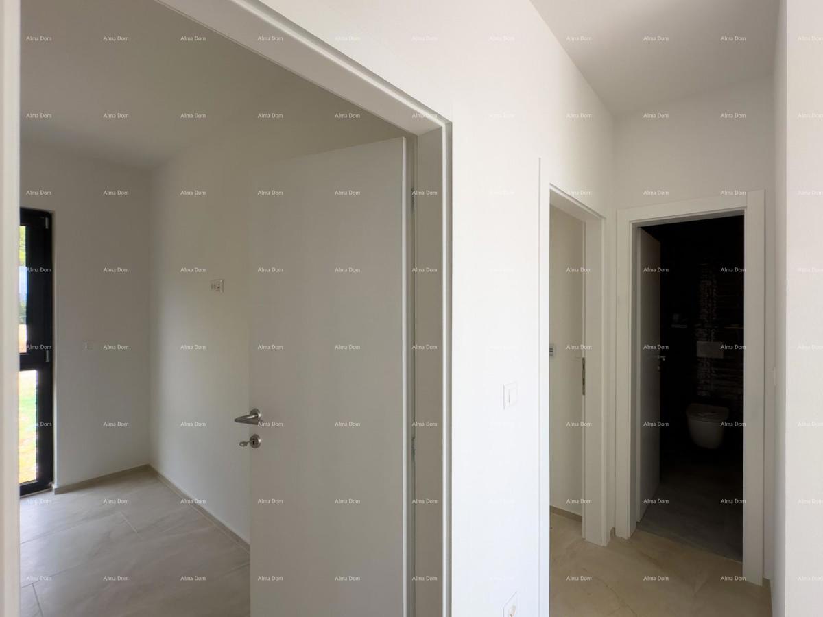 Vendiamo appartamento con grande terrazza sul tetto!