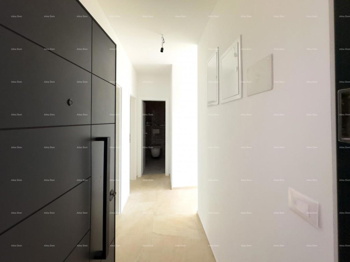 Vendiamo appartamento con grande terrazza sul tetto!