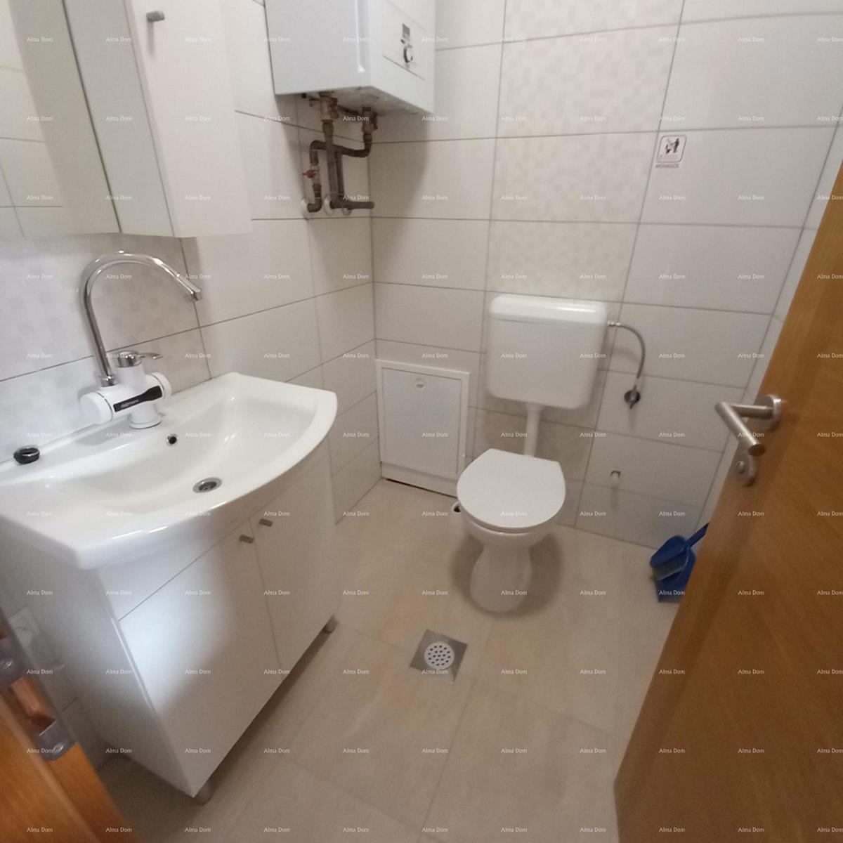 Vendita di un appartamento arredato con posto auto in ottima posizione, Fažana!