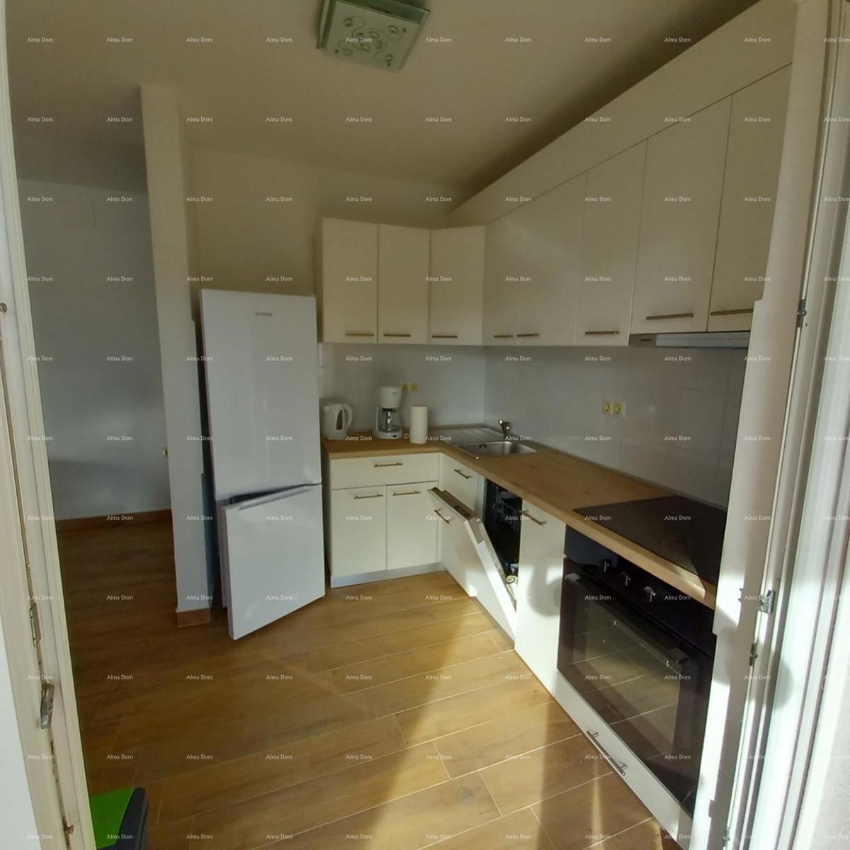 Vendita di un appartamento arredato con posto auto in ottima posizione, Fažana!