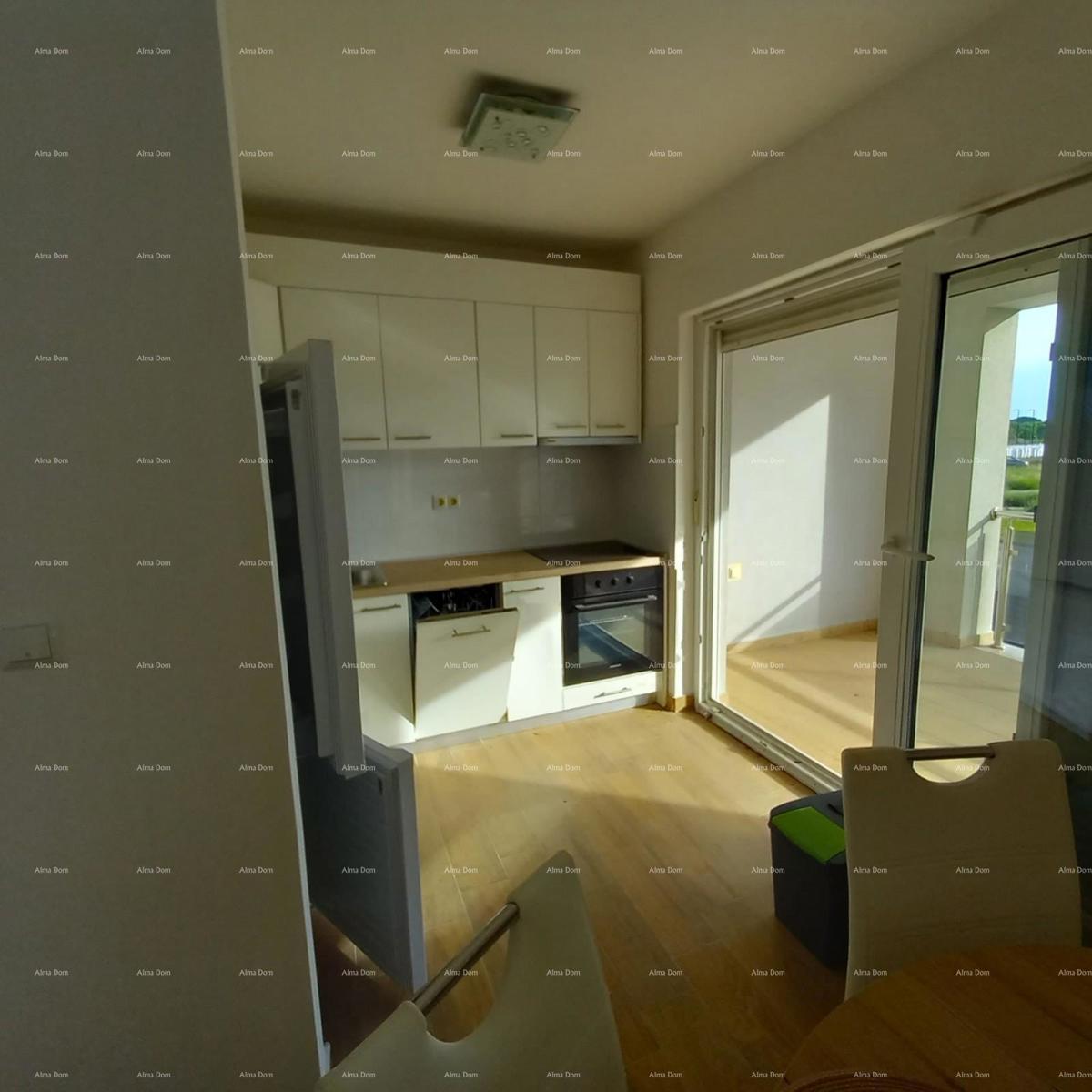 Vendita di un appartamento arredato con posto auto in ottima posizione, Fažana!