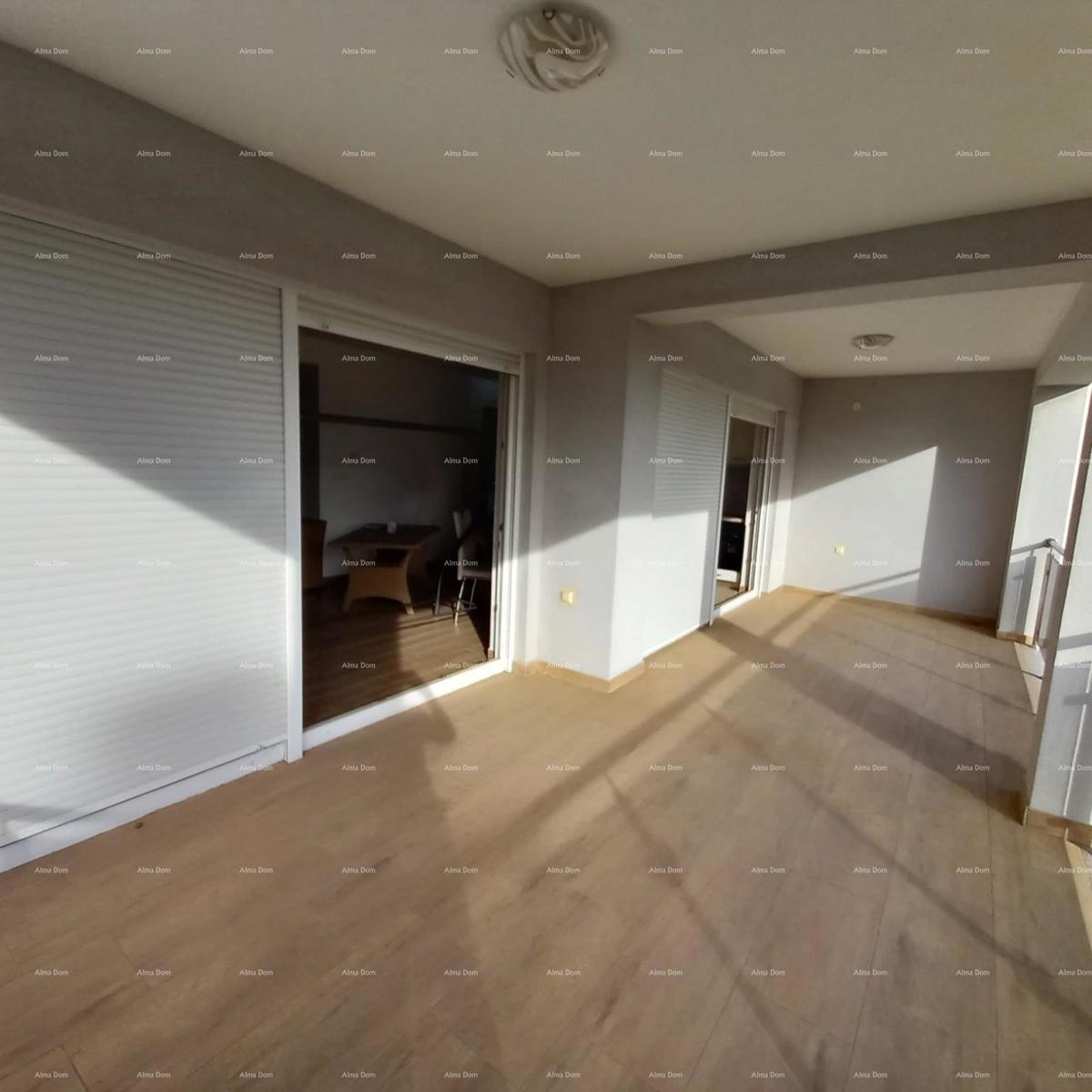 Vendita di un appartamento arredato con posto auto in ottima posizione, Fažana!