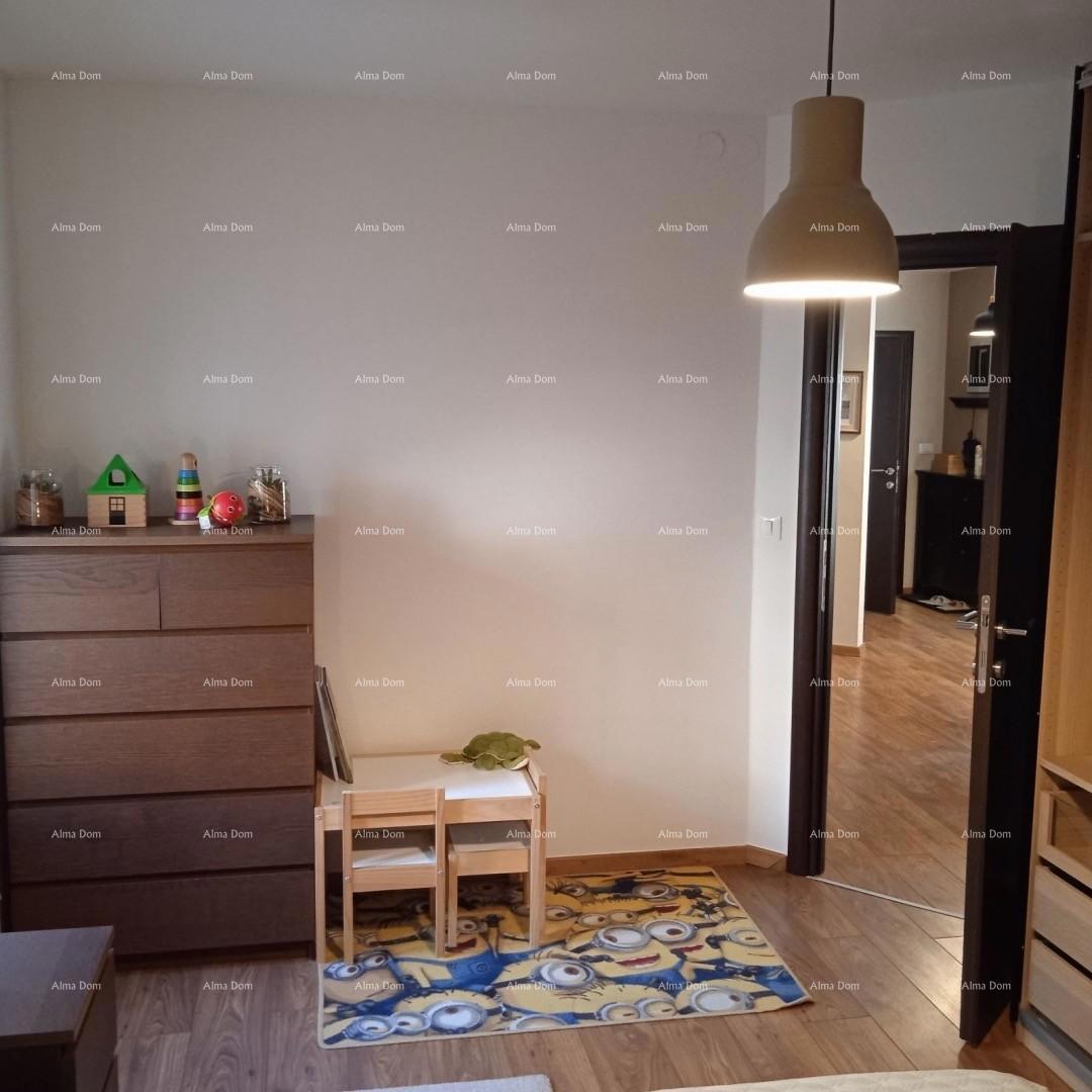 FORUM ZONA PEDONALE. Vendita di un appartamento ben arredato in una posizione attraente, Pula, centro!