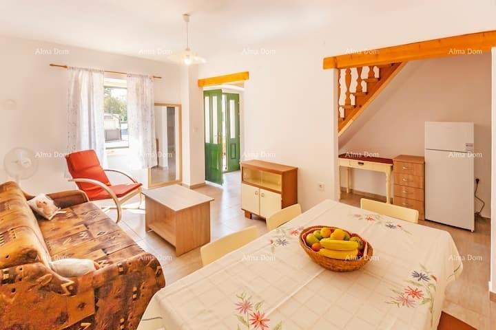 Vendita di una bella casa ristrutturata in Istria con cisterna, Marčana!