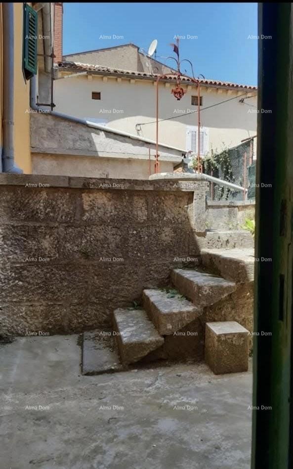 Vendita di una bella casa ristrutturata in Istria con cisterna, Marčana!