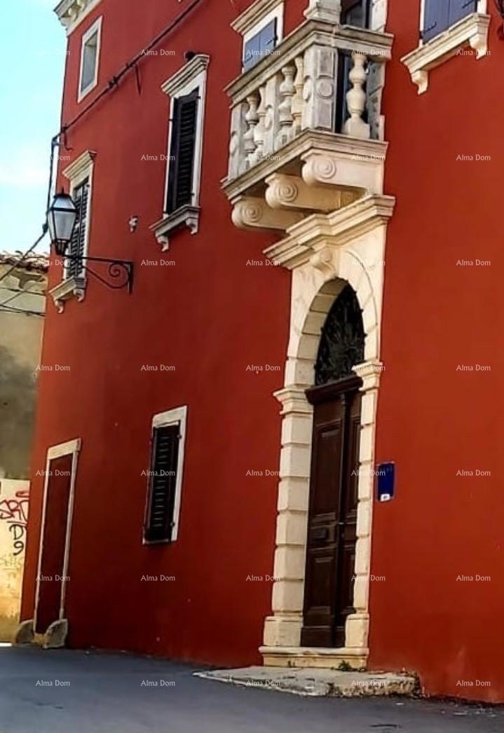 Rinnovata! Vendita di una vecchia villa del 17° secolo a Vodnjan.