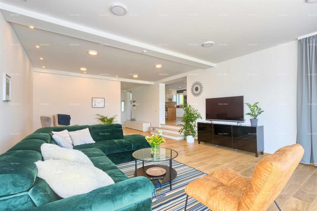 Fažana! Bella villa con piscina.