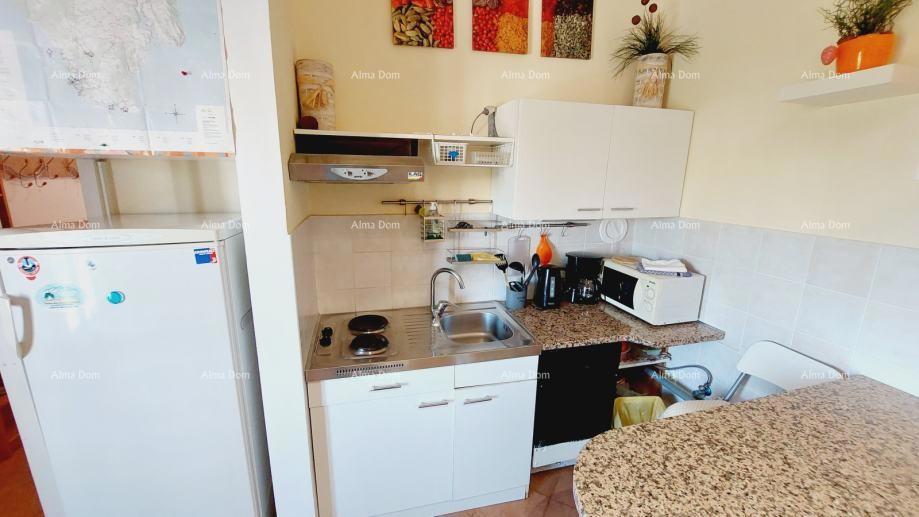 Proprietà esclusiva! Vendita di un appartamento nelle immediate vicinanze del mare e delle spiagge, Štinjan, Pula!