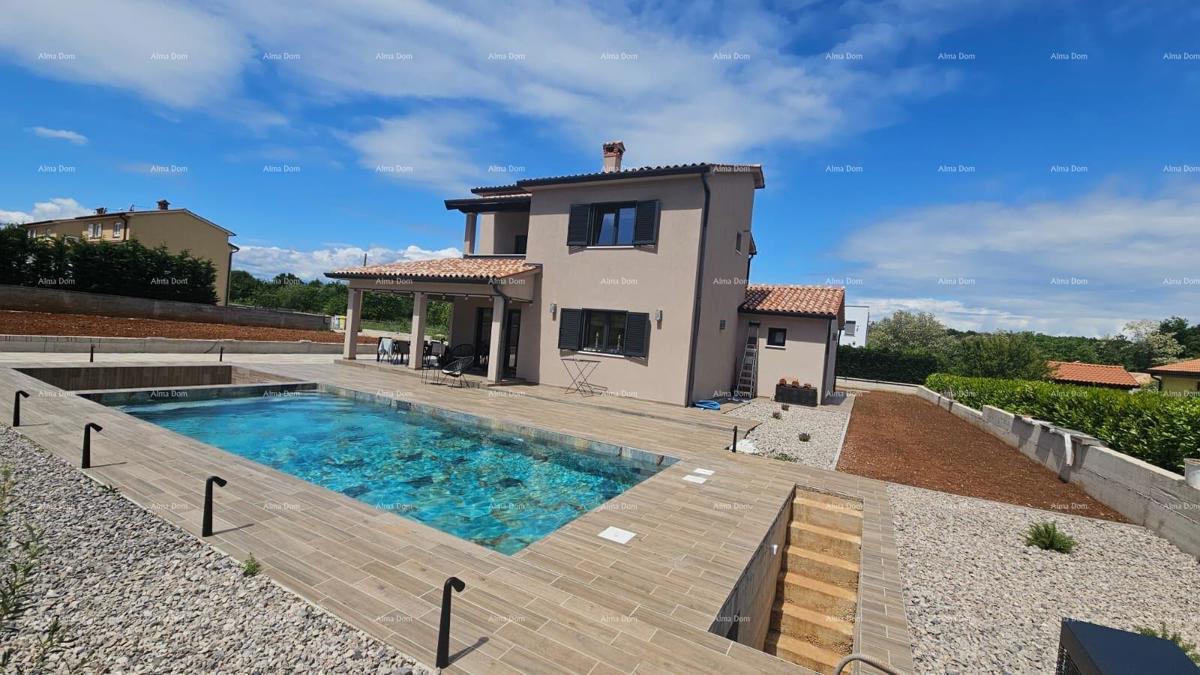 La bellissima casa con piscina e giardino vicino a Labin