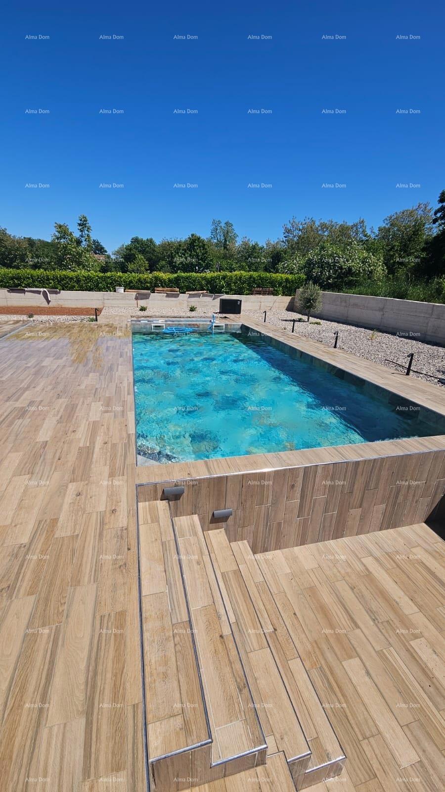 La bellissima casa con piscina e giardino vicino a Labin