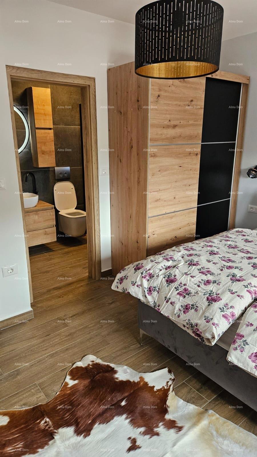 La bellissima casa con piscina e giardino vicino a Labin