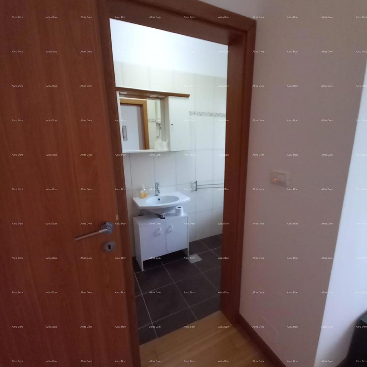 IN VENDITA – Casa con due appartamenti separati, Premantura