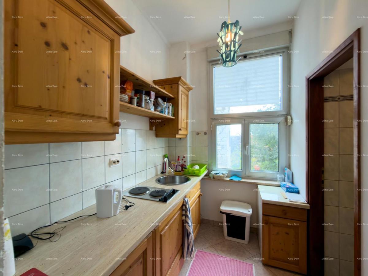 Appartamento con una camera da letto a Pola in vendita