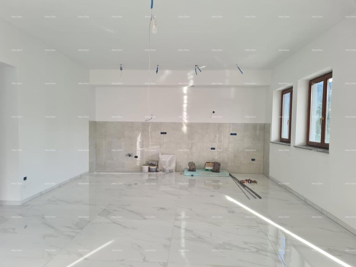 Poreč – casa familiare con due unità abitative