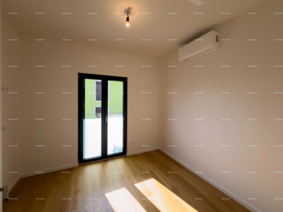 Vendita di un appartamento con piscina in un nuovo edificio residenziale, Premantura!  Community Verified icon  (102)