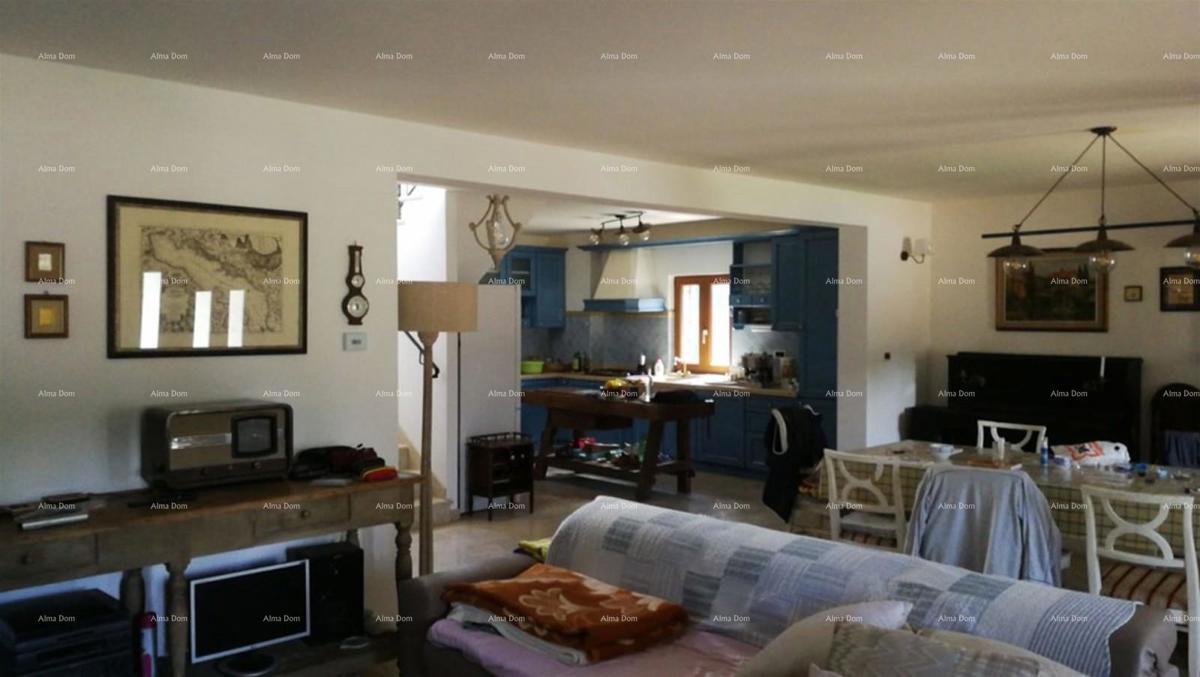 Labin, Casa in pietra con piscina e ampio giardino