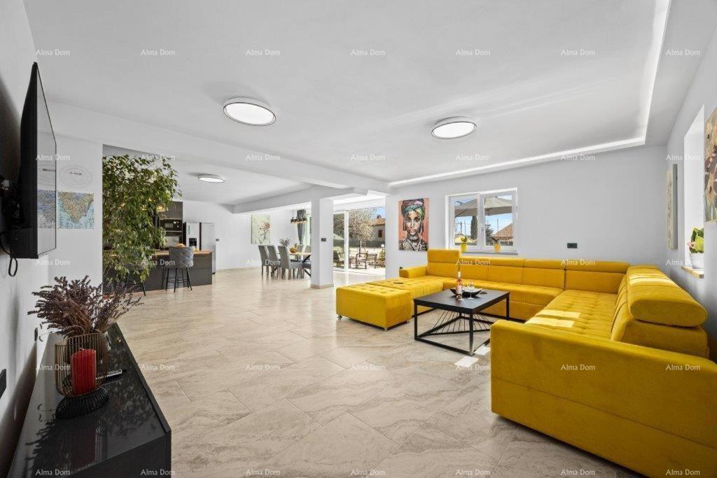 Lussuosa villa con piscina in vendita – Istria, dintorni di Barbana