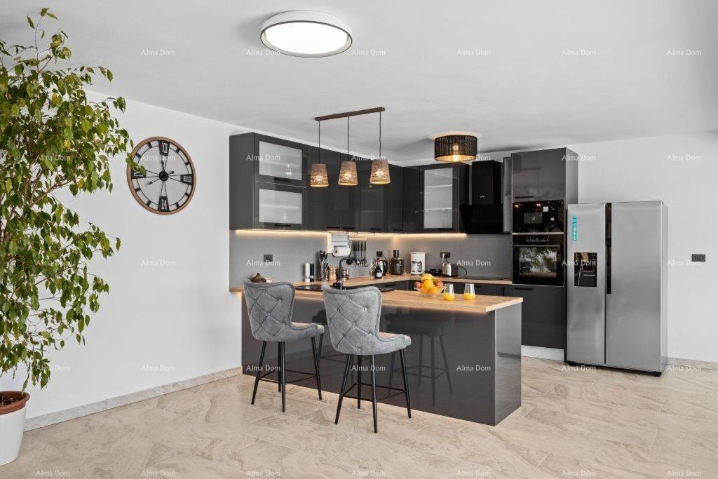 Lussuosa villa con piscina in vendita – Istria, dintorni di Barbana