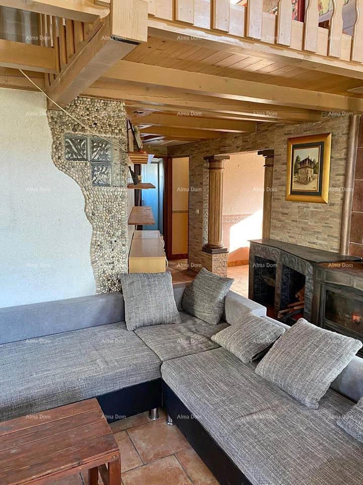 In vendita appartamento in un tranquillo quartiere a Musalež, vicino a Poreč.