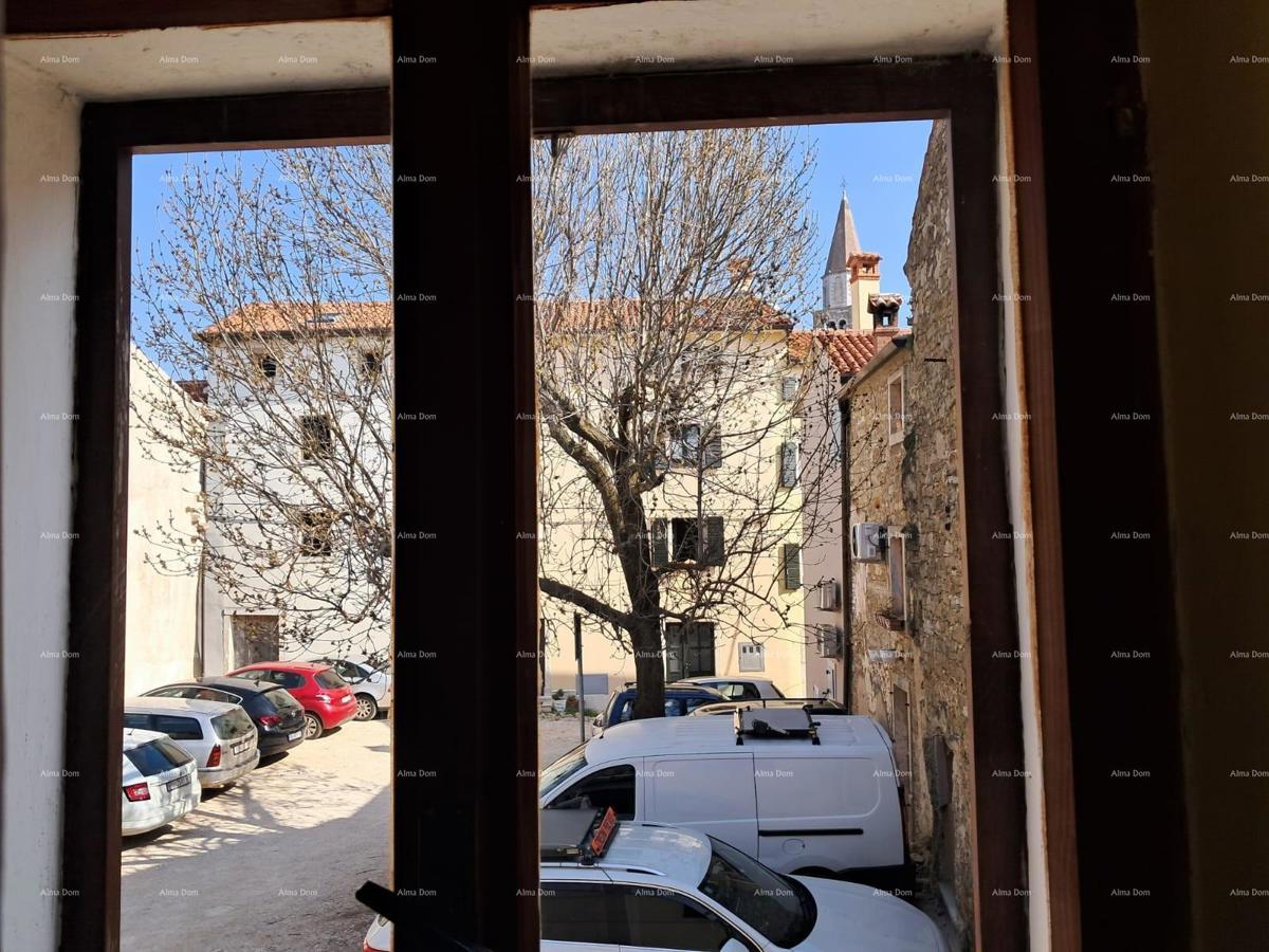 Buje! Casa su tre piani in centro