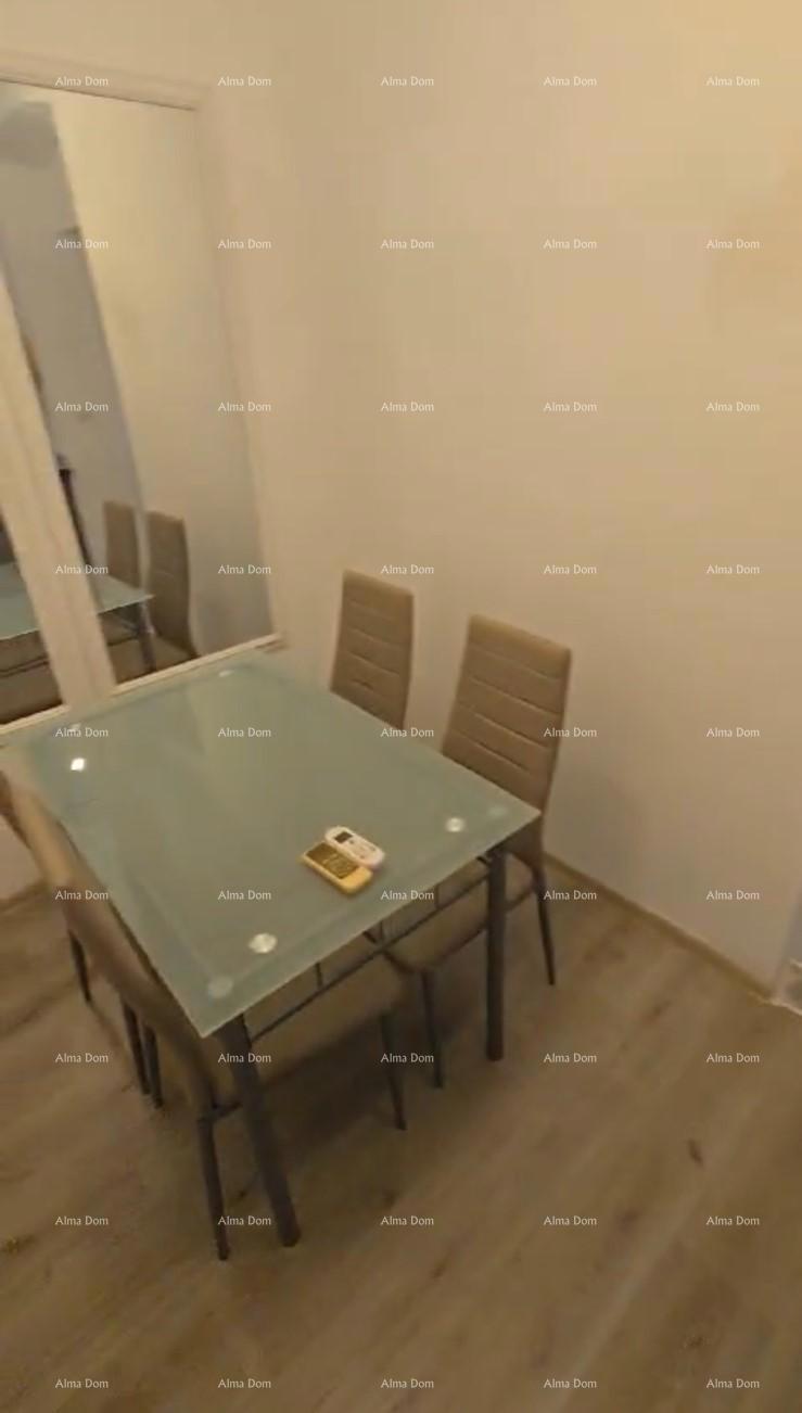 In vendita appartamento 83 m² – Pula, centro