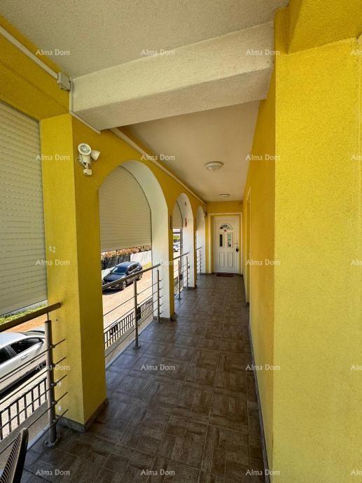 Fažana – Casa con 3 unità abitative, a 200 m dal mare